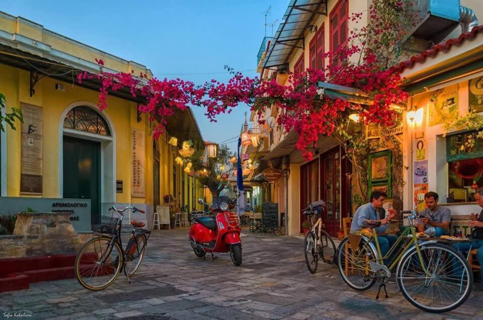Amalia'S Serendipity - City Lights & Mountain Vistas Kalamata Exterior photo